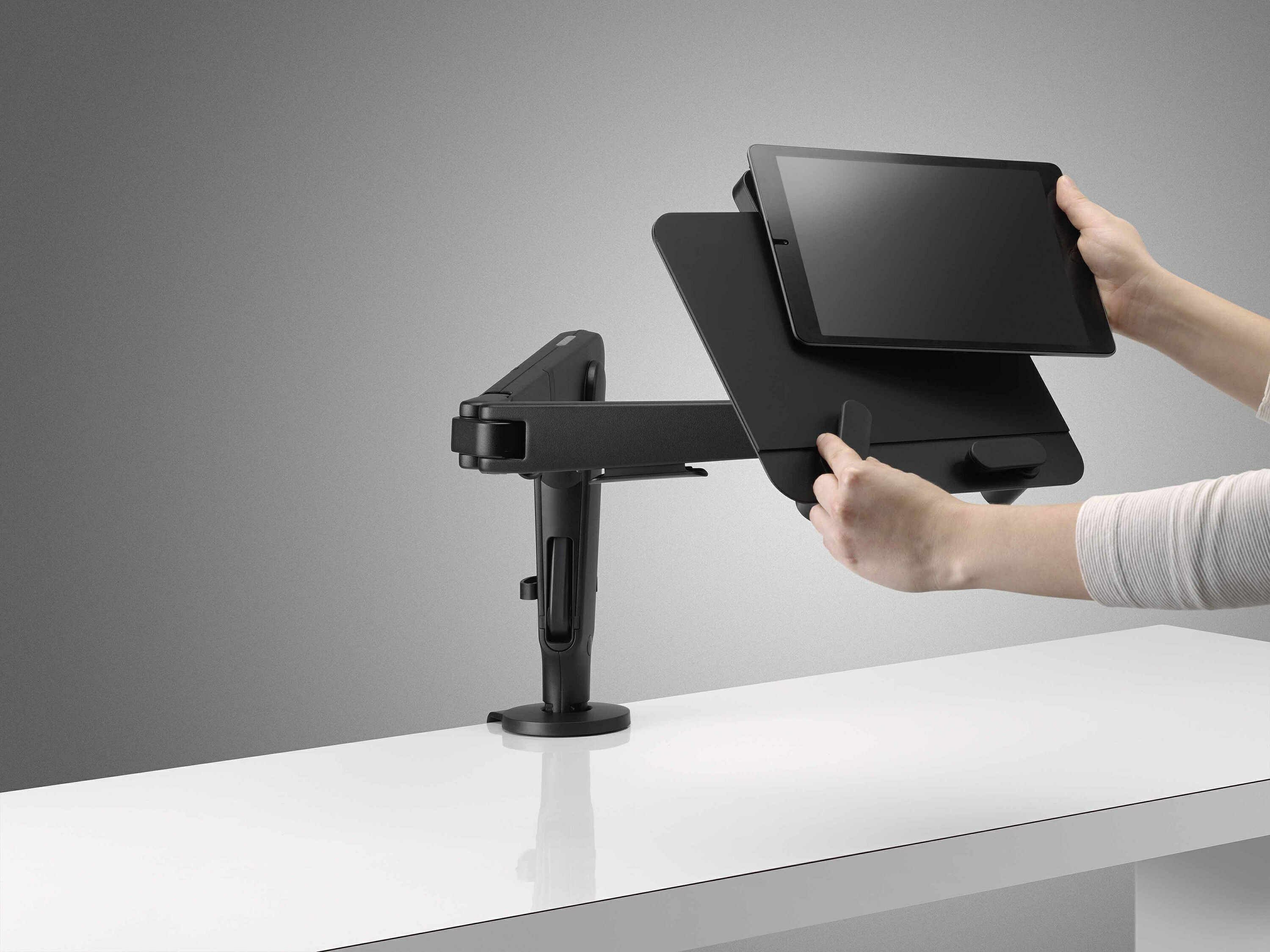 楽天市場】【即納在庫有】ハーマンミラー CBS オーリン/フローに対応