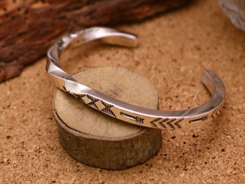 楽天市場】インディアンジュエリー ナバホ族 Bruce Morgan （ ブルース