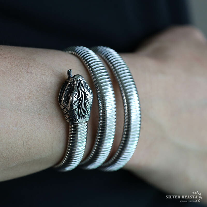 楽天市場】スネークバングル 316L素材 蛇が腕に巻き付く ワイド