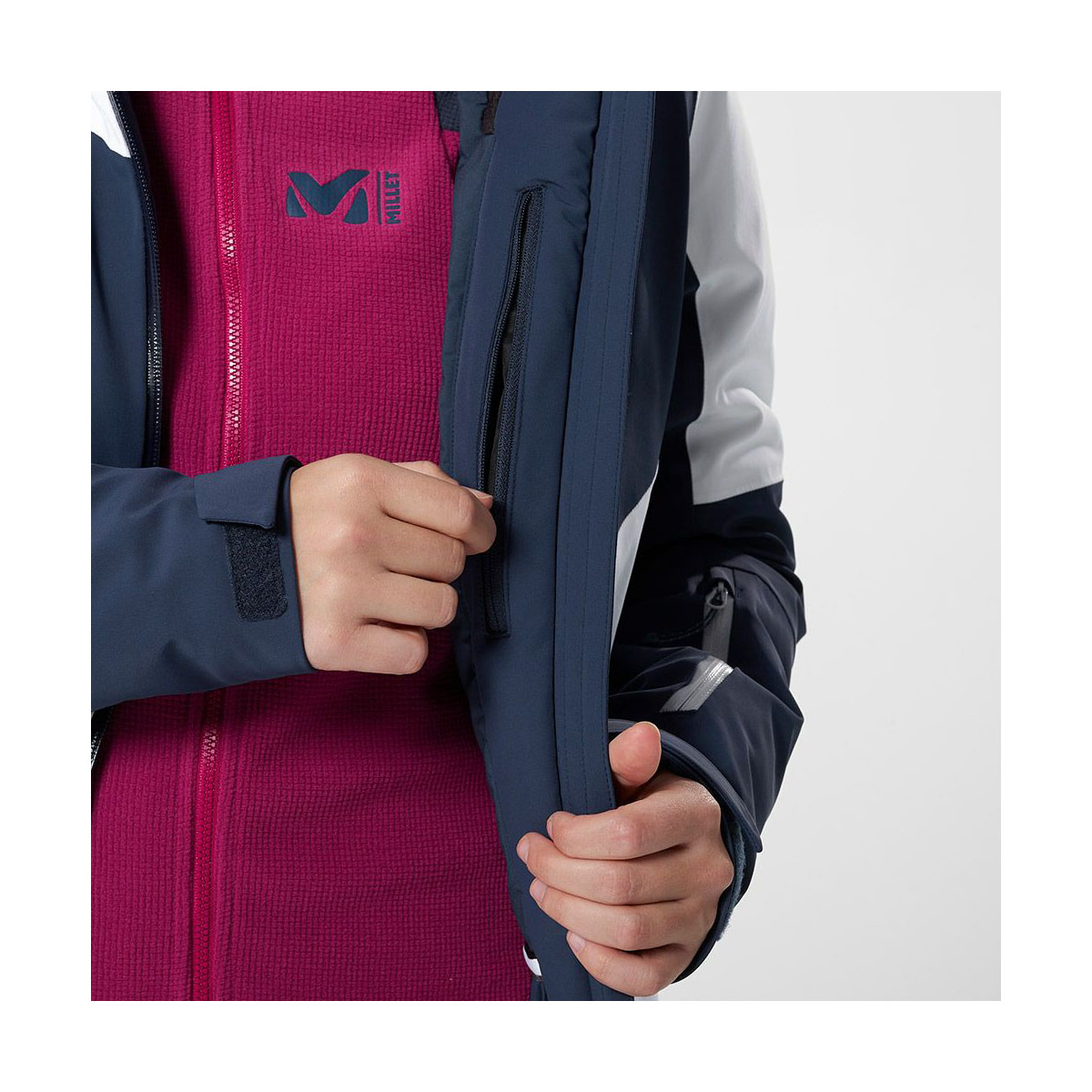 楽天市場】【最大7000OFFクーポン！23日1時59まで】スキーウェア