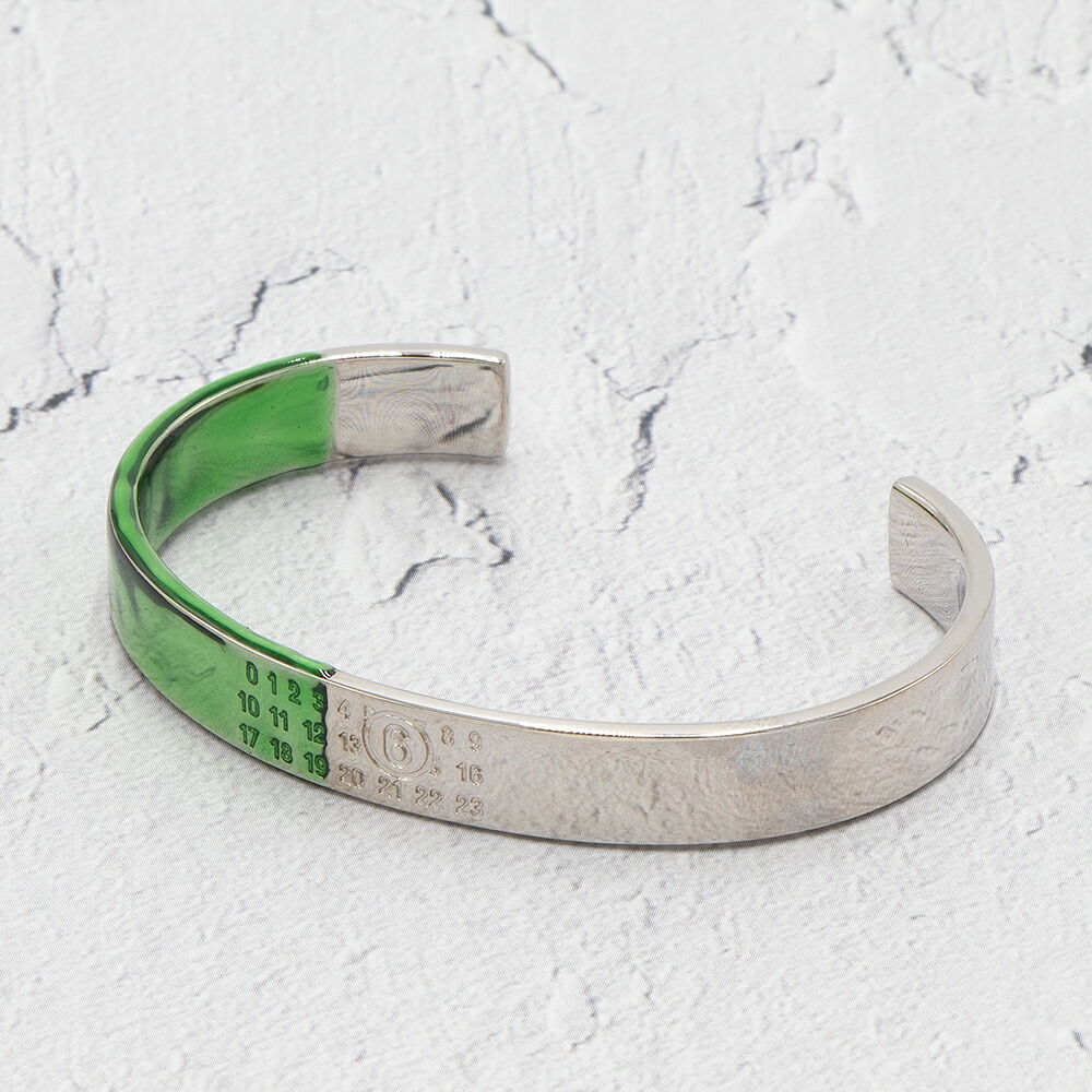 MM6 Maison Margiela ミニマルシグネチャー カフブレスレット