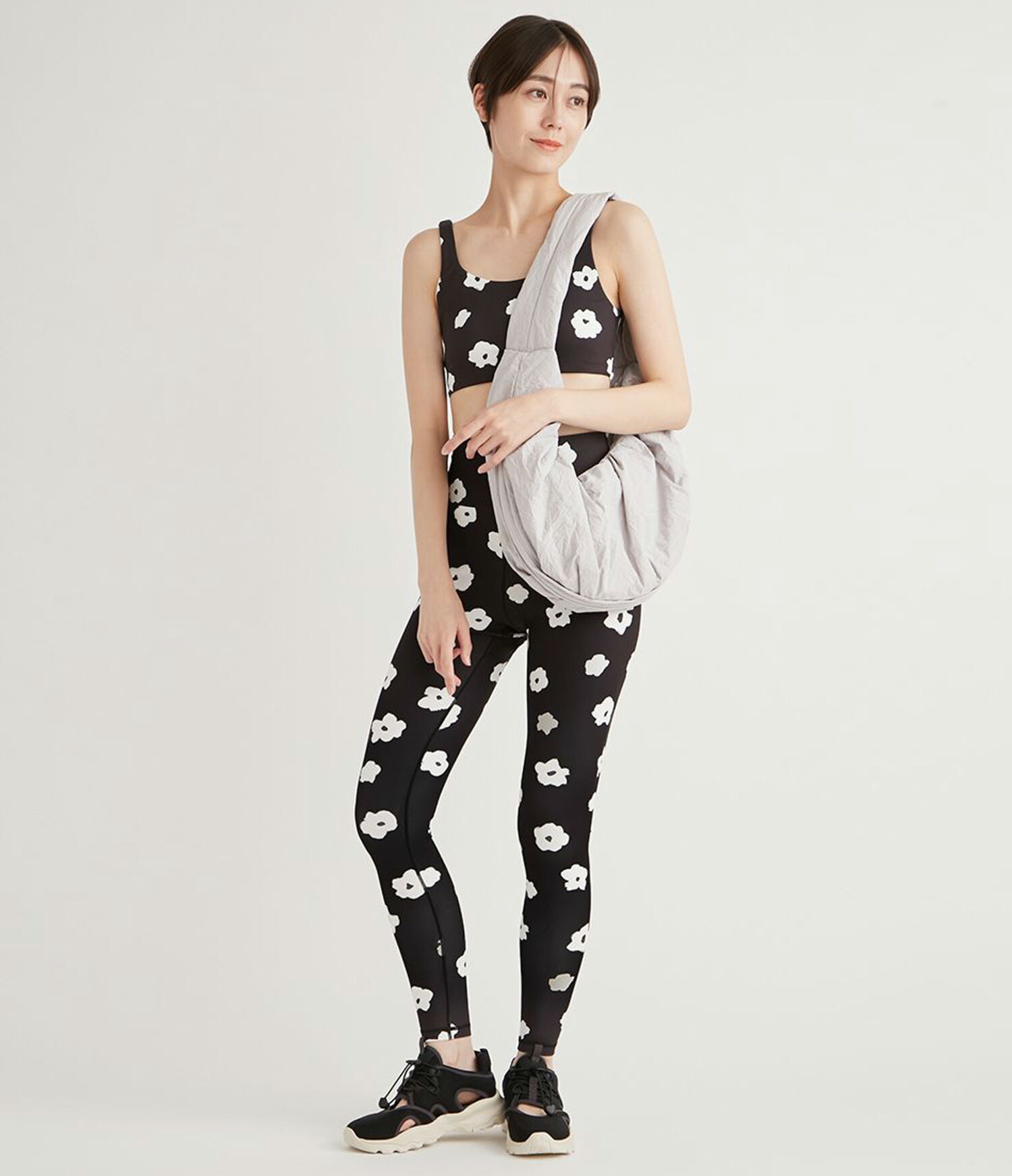 楽天市場】【月末800円クーポン対象】エミ ヨガウェア emmi WELLNESS