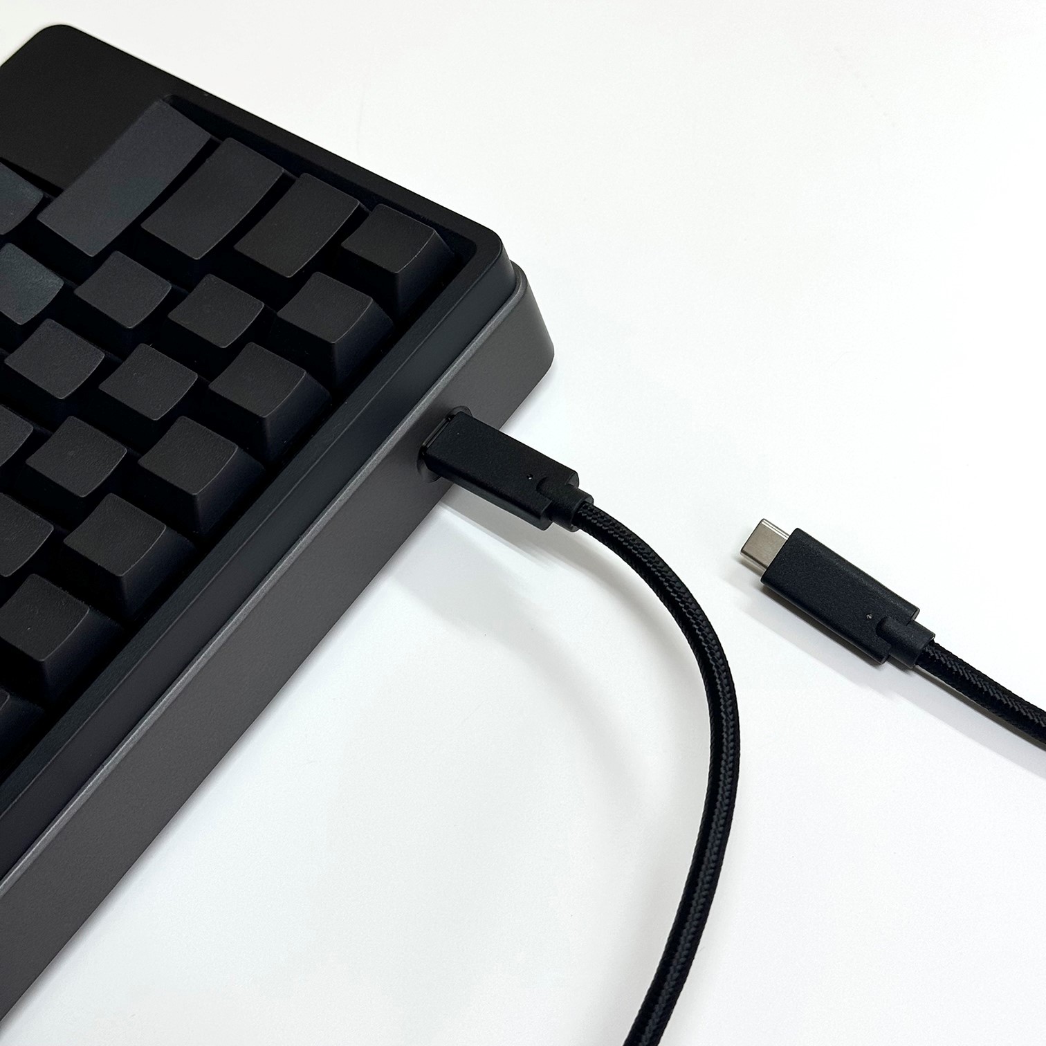 楽天市場】HHKB接続 USB-C ケーブル 墨 : PFUダイレクト楽天市場店