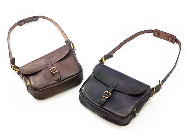 楽天市場】全2色【vasco/ヴァスコ】「Leather Postman Shoulder Bag