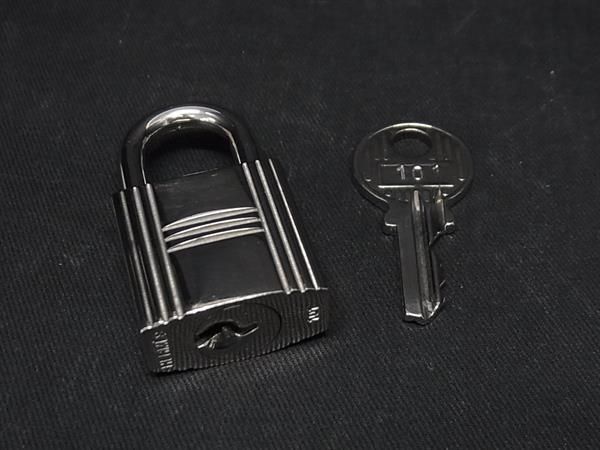 楽天市場】□美品□ HERMES エルメス カデナ 南京錠 パドロック 101 鍵