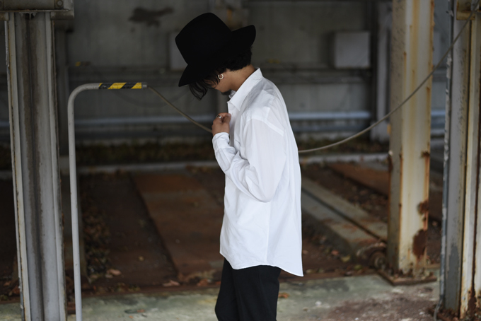 COMOLI -コモリダブルフロントシャツ,バンドカラーシャツ- | twelve blog