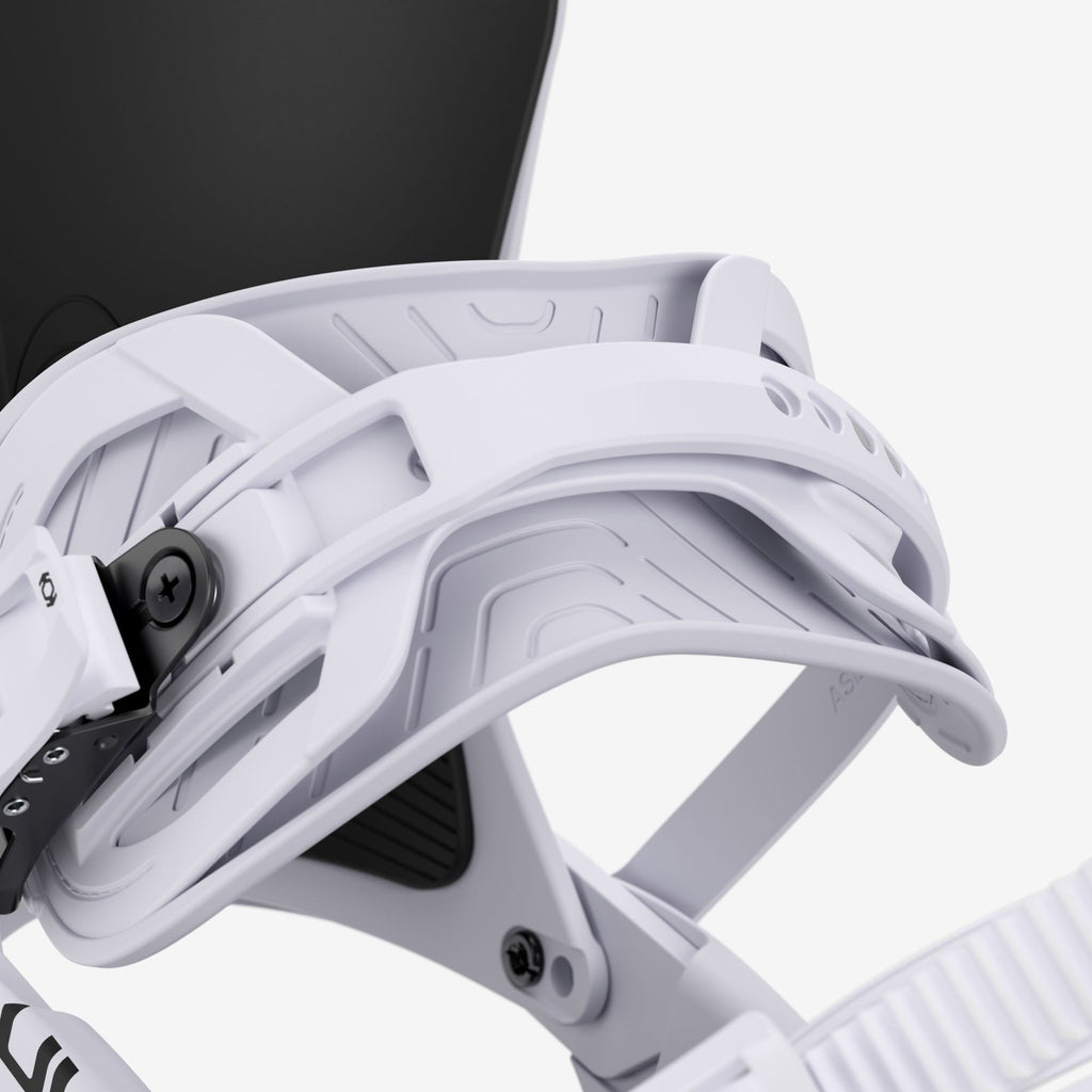 Ultra Men's Snowboard Binding 2026 | Union Binding Company