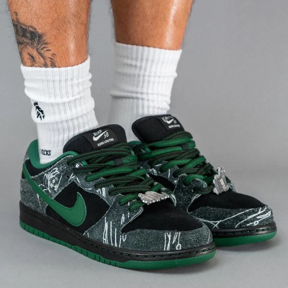 There Skateboards × Nike SB Dunk Low Pro QSが国内8月2日より発売