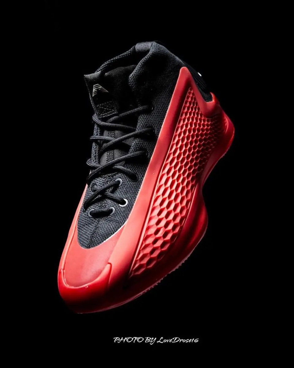 adidas Anthony Edwards 1 Mid “Georgia Bulldogs”が国内9月7日より