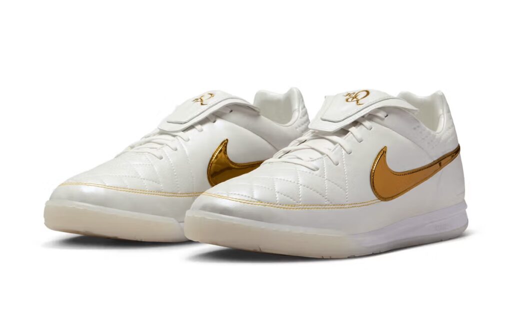 Ronaldinho x Nike Tiempo Legend SE “Touch of Gold”が国内12月10日