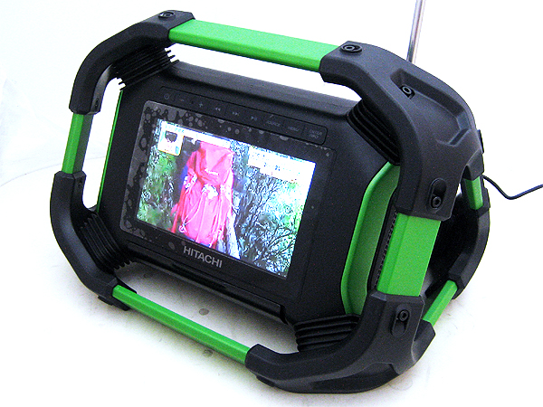 東伯店(琴浦町)】日立 コードレスラジオ付テレビ UR18DSMLを買取させて