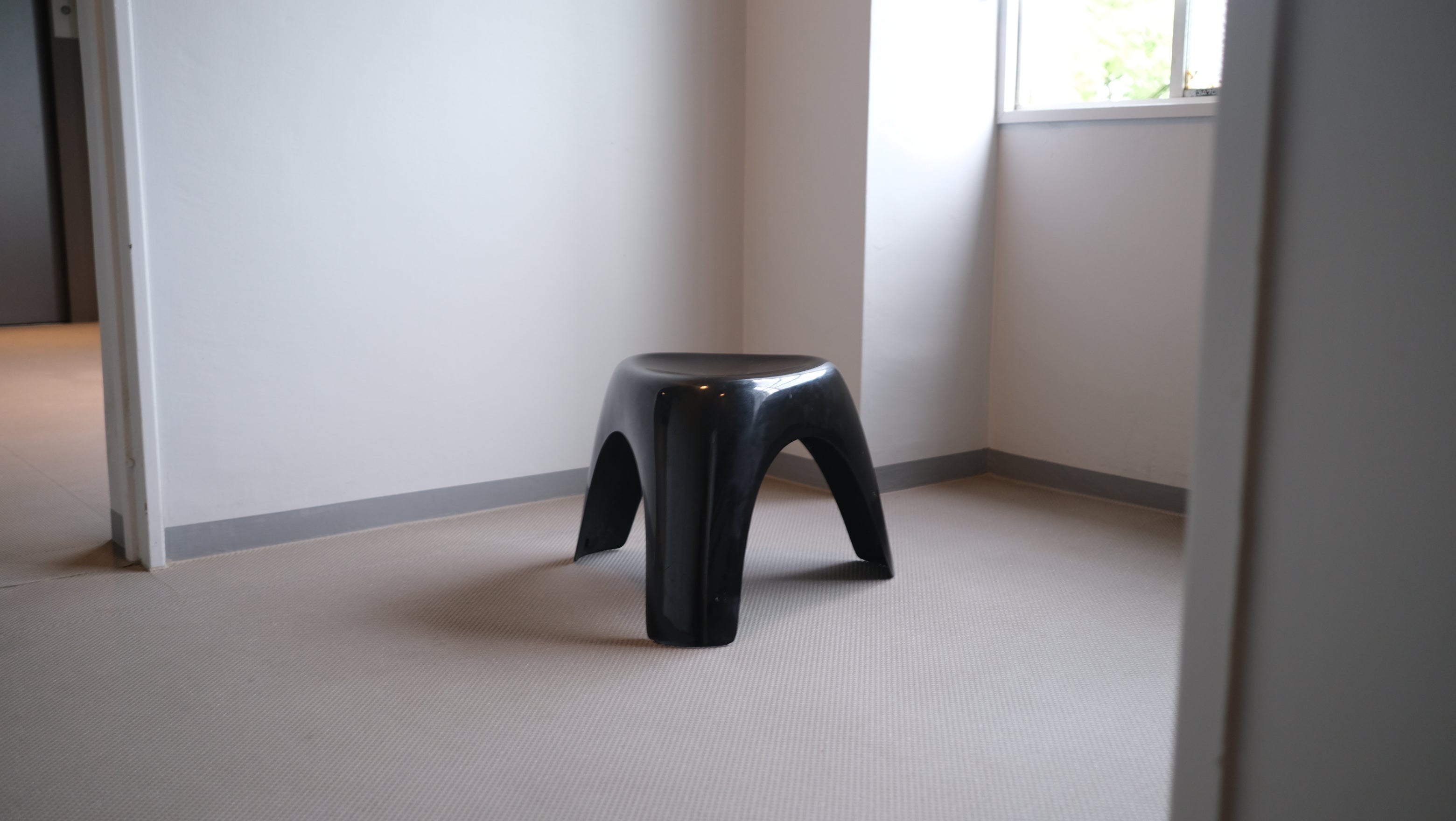 柳宗理 エレファントスツール Elephant Stool｜Habitat社 復刻モデル