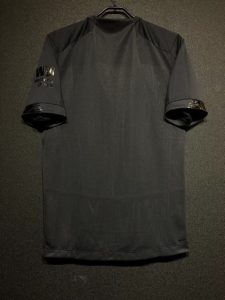 全部真っ黒の限定モデル！2019/20リバプール“Black Out”ユニフォーム