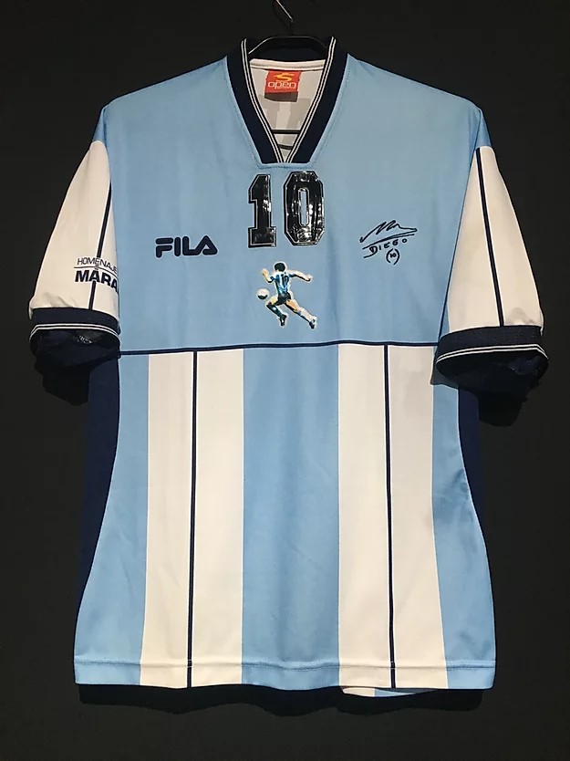 アルゼンチンの英雄マラドーナの2001年引退試合記念ユニフォーム