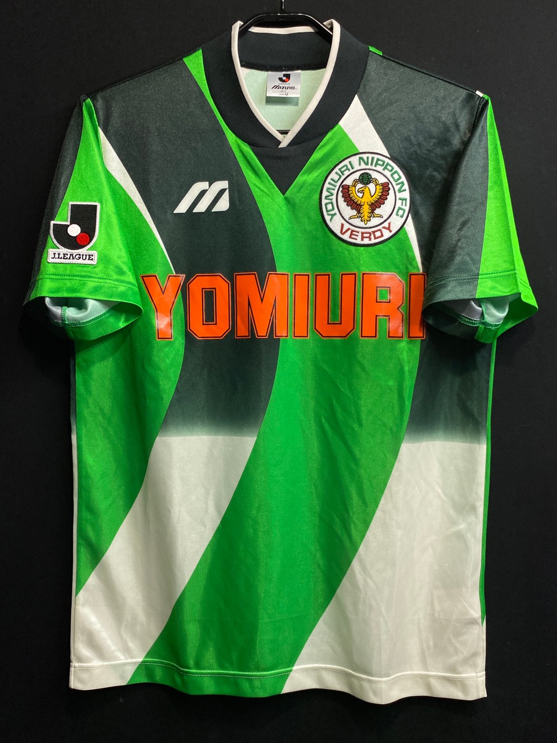 あの世界的デザイナーが手掛けた！ヴェルディ川崎Jリーグ2代目