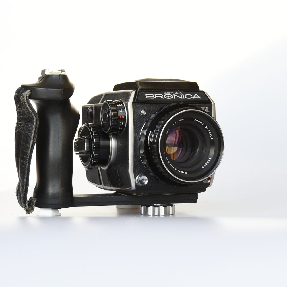 Zenza Bronica EC-TL pro set from 3 times winner Zilveren Camera