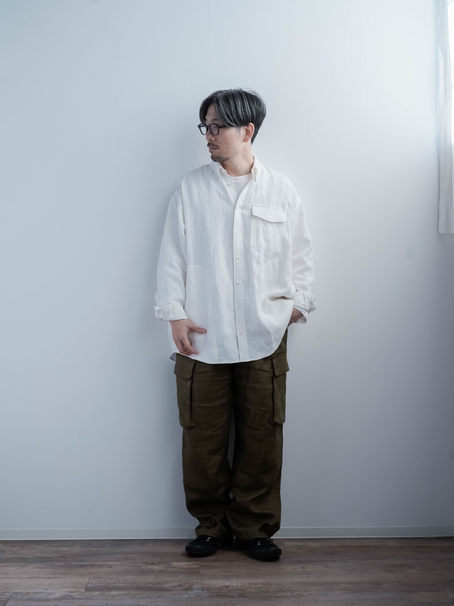 リネンシャツ】ついつい手を入れたくなる ポケット付き ボタンダウン