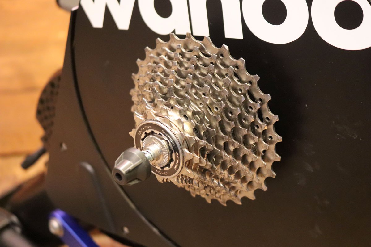 ワフー WAHOO キッカー KICKR V5 スマートトレーナー ローラー台 ZWIFT