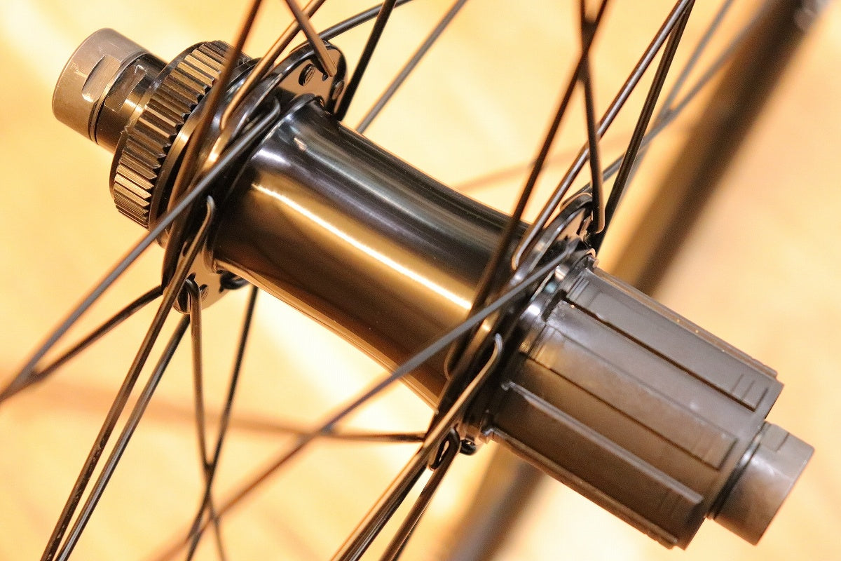 DT SWISS R460 DB アルミ チューブレスレディ ホイールセット シマノ