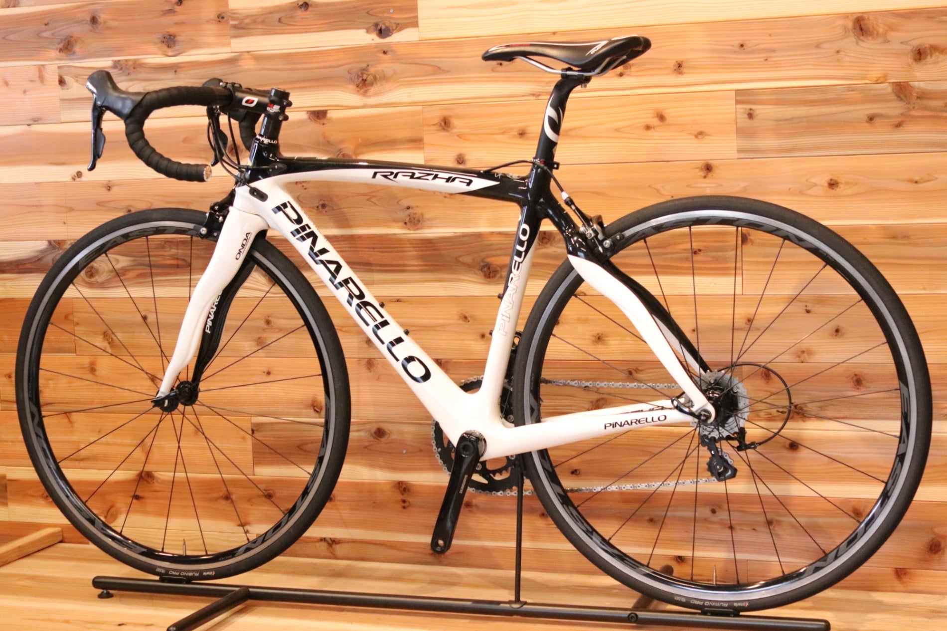 ピナレロ PINARELLO ラザ RAZHA 2016モデル 465サイズ シマノ 105 5800