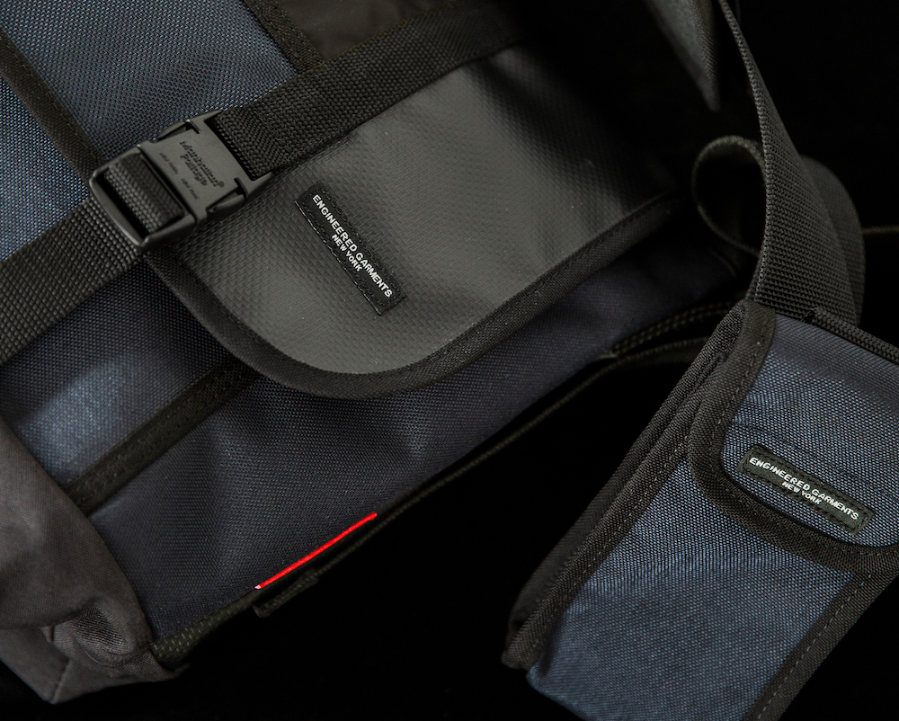 異素材使いで魅せるエンジニアドガーメンツのコラボメッセンジャーが