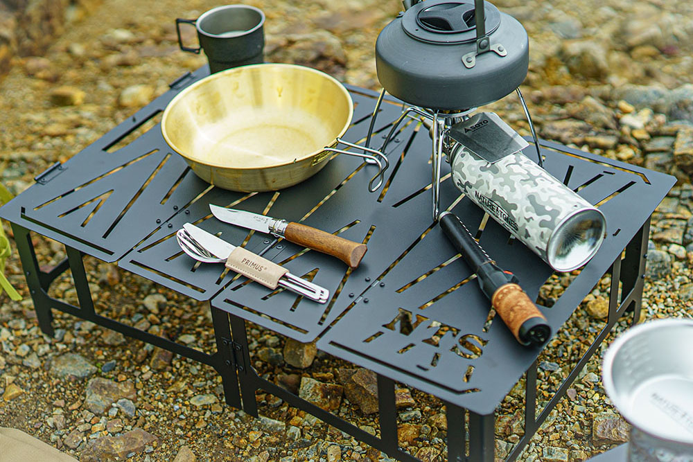 収納時の3倍以上に広がる、ネイチャートーンズの革新的折り畳み