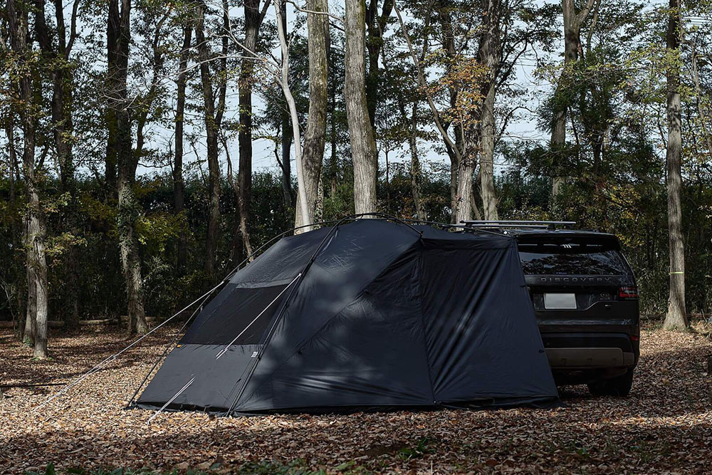 フリークスストア×ムラコによるコラボカーサイドタープは、車なしでも