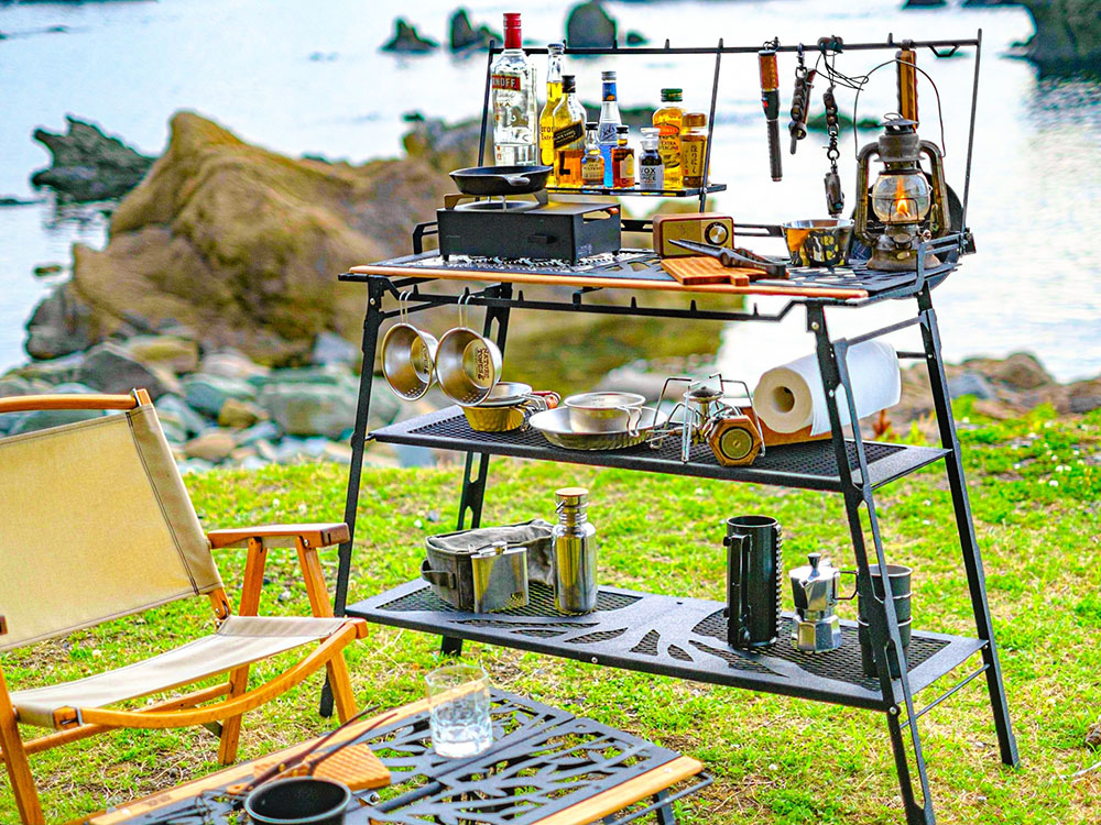 ネイチャートーンズのキッチンテーブルは、考え抜かれたギミックと