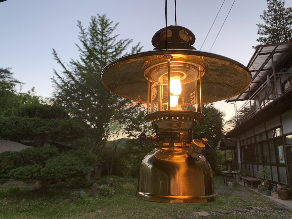 ペトロマックス「HK500」の輝き復活！真鍮製ランタンのDIYメンテを身近