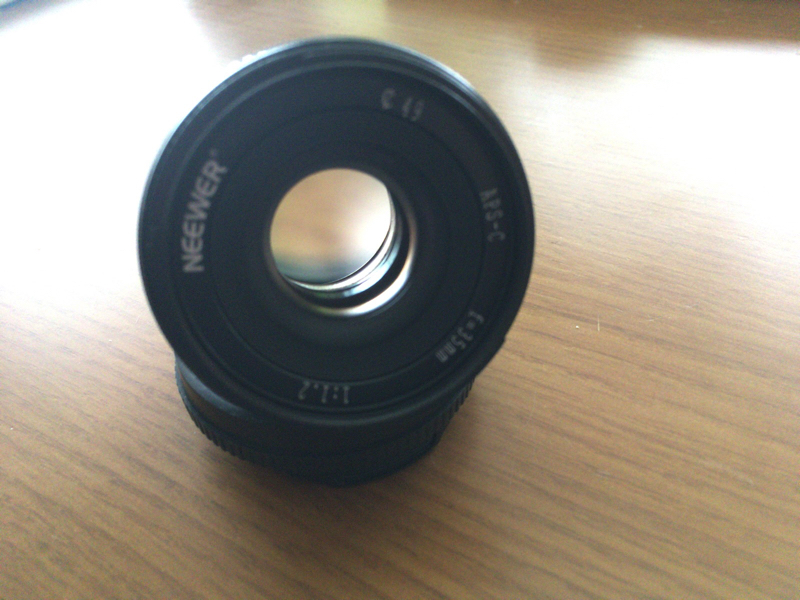 Neewerの単焦点レンズ35mm F1.2を購入！開封の儀