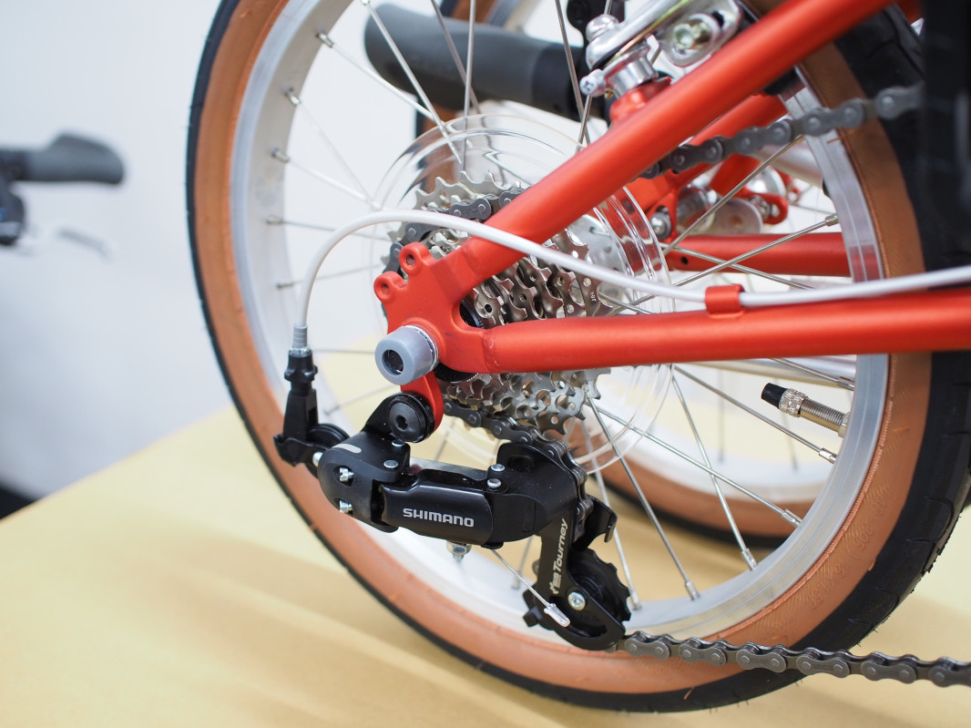 DAHON(ダホン) BOARDWALK(ボードウォーク) 16インチ 2026年モデル