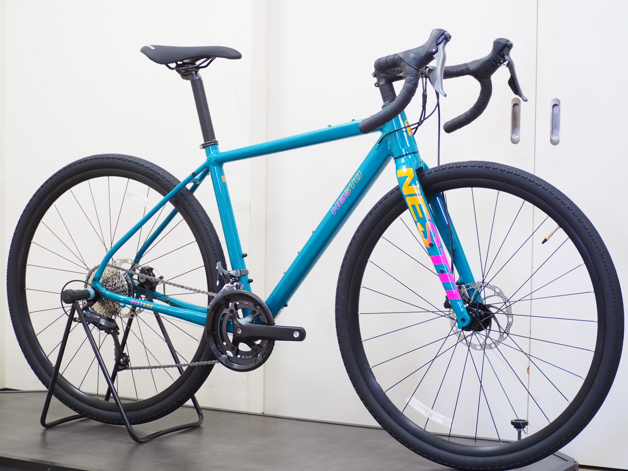 nesto(ネスト)|2024 サイクルショップカンザキ吹田店 ロードバイクの