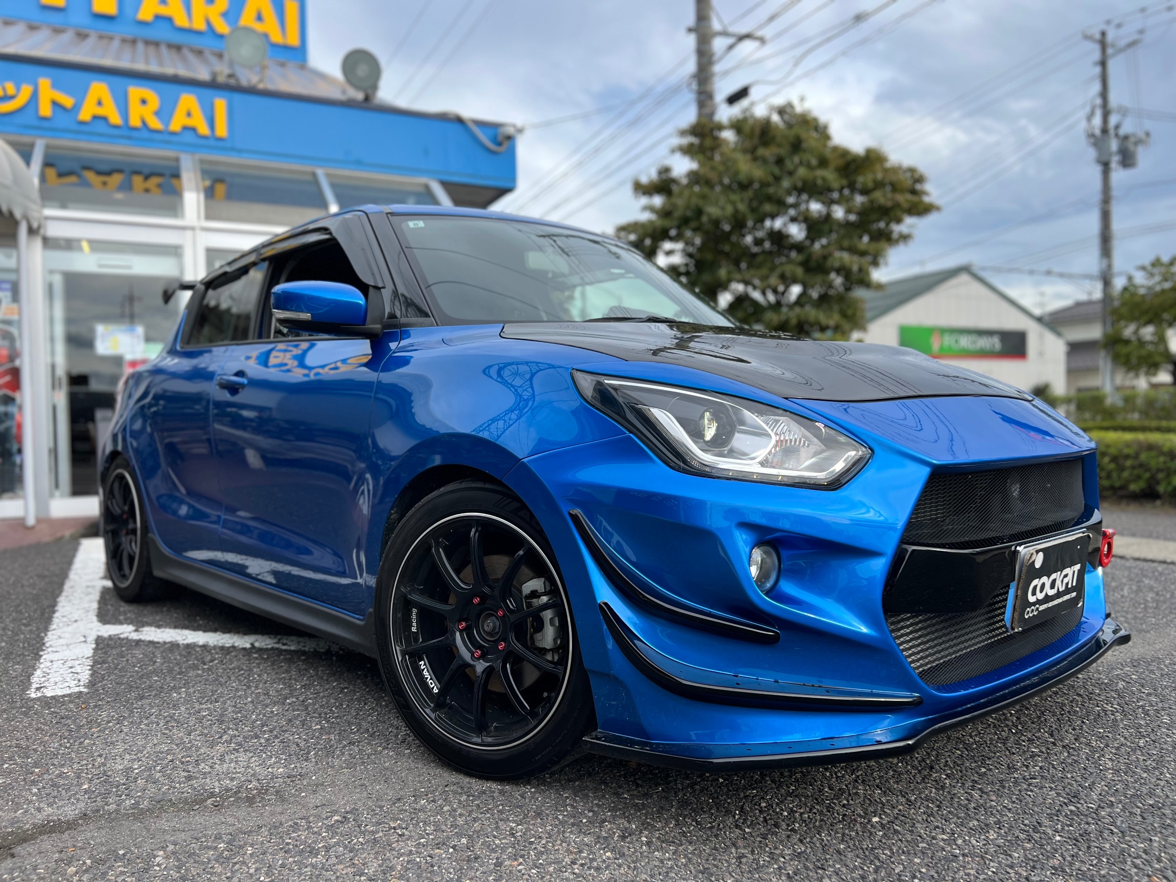 スイフトスポーツ カスタマイズ事例：ZC33S × アドバンレーシング