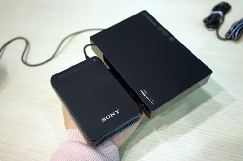 今日はまじめに、ヘッドマウントディスプレイ「HMZ-T3W」レビュー＜開