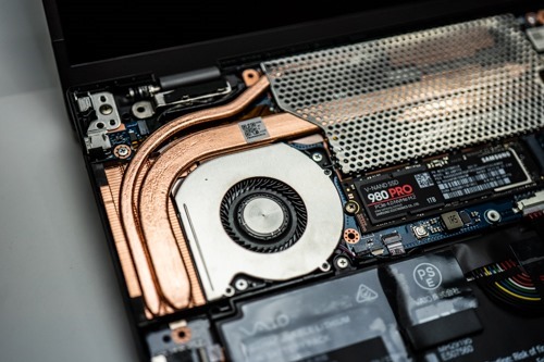 開梱からSSD換装まで＞VAIO Z、256GBを1TBにSSD容量アップした