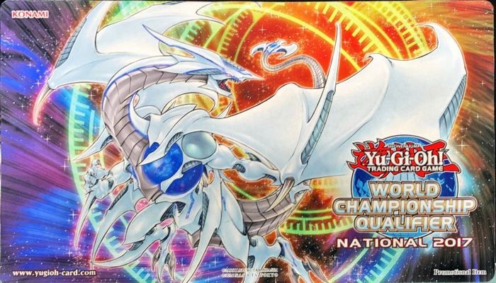 未開封品】コズミックブレイザードラゴン 公式プレイマット WCQ 2017