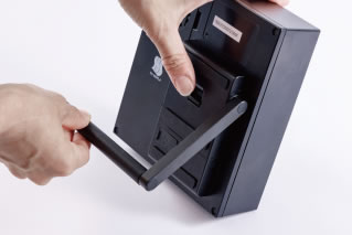 BATH PEACE O3 防水/コードレス型 オゾン除菌脱臭機｜株式会社シティライフ