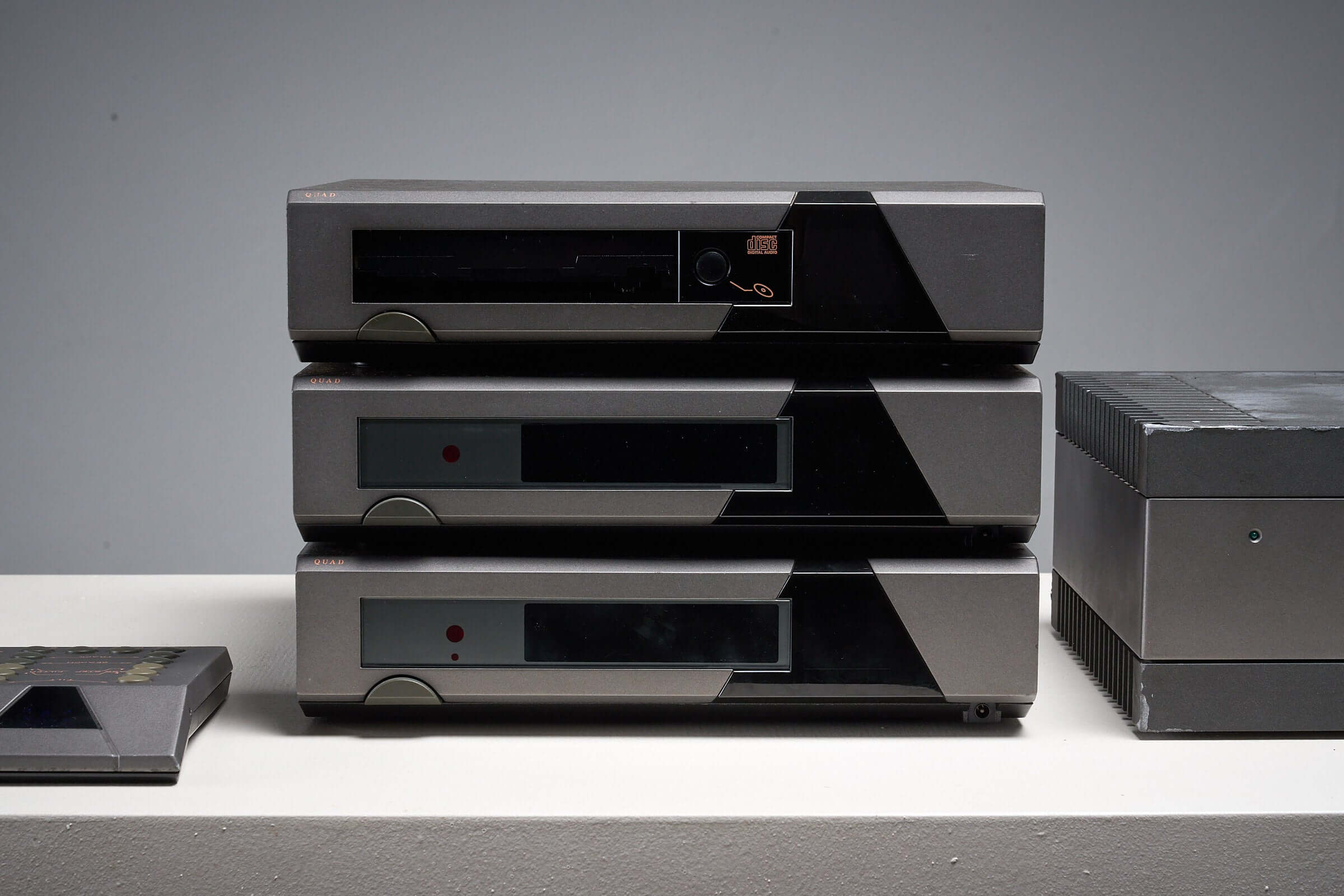 Quad 606 Power Amplifier with Quad 66 Preamp System