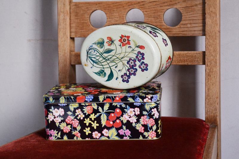 おすすめ雑貨：ヴィンテージのブリキ缶 - anoter day co.,ltd スタッフ