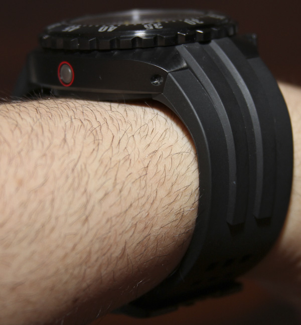 Luminox Deep Dive Automatic 1500 Series Watch Review | aBlogtoWatch