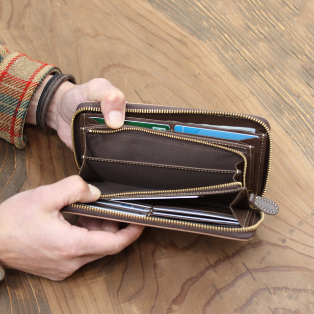 DA1180-HP/Ain Soph (アインソフ)ラウンドファスナー長財布 日本製