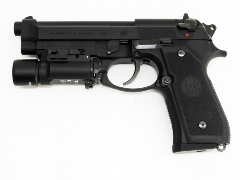 WA] ベレッタ M9A1 ウエポンライト・モデル ガスブローバック (中古)の