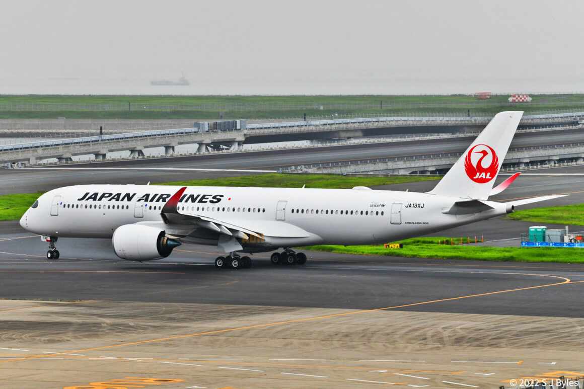 Japan Airlines A350-900 is the first loss of Airbus aircraft - Air