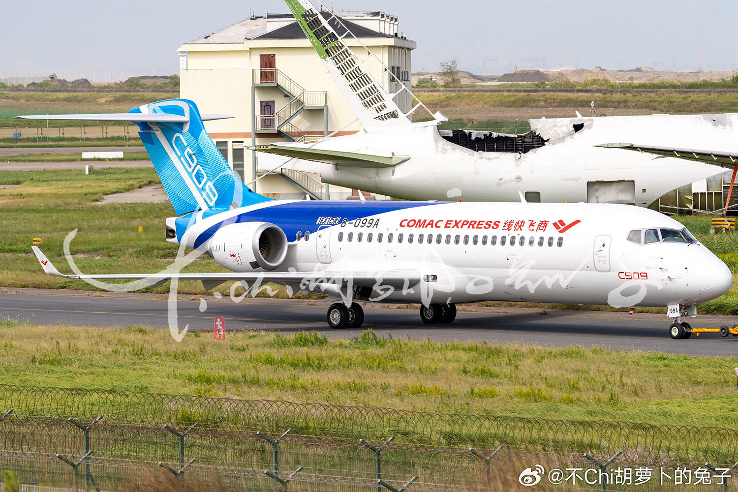 COMAC rebrands ARJ21 as C909 - Air Data News
