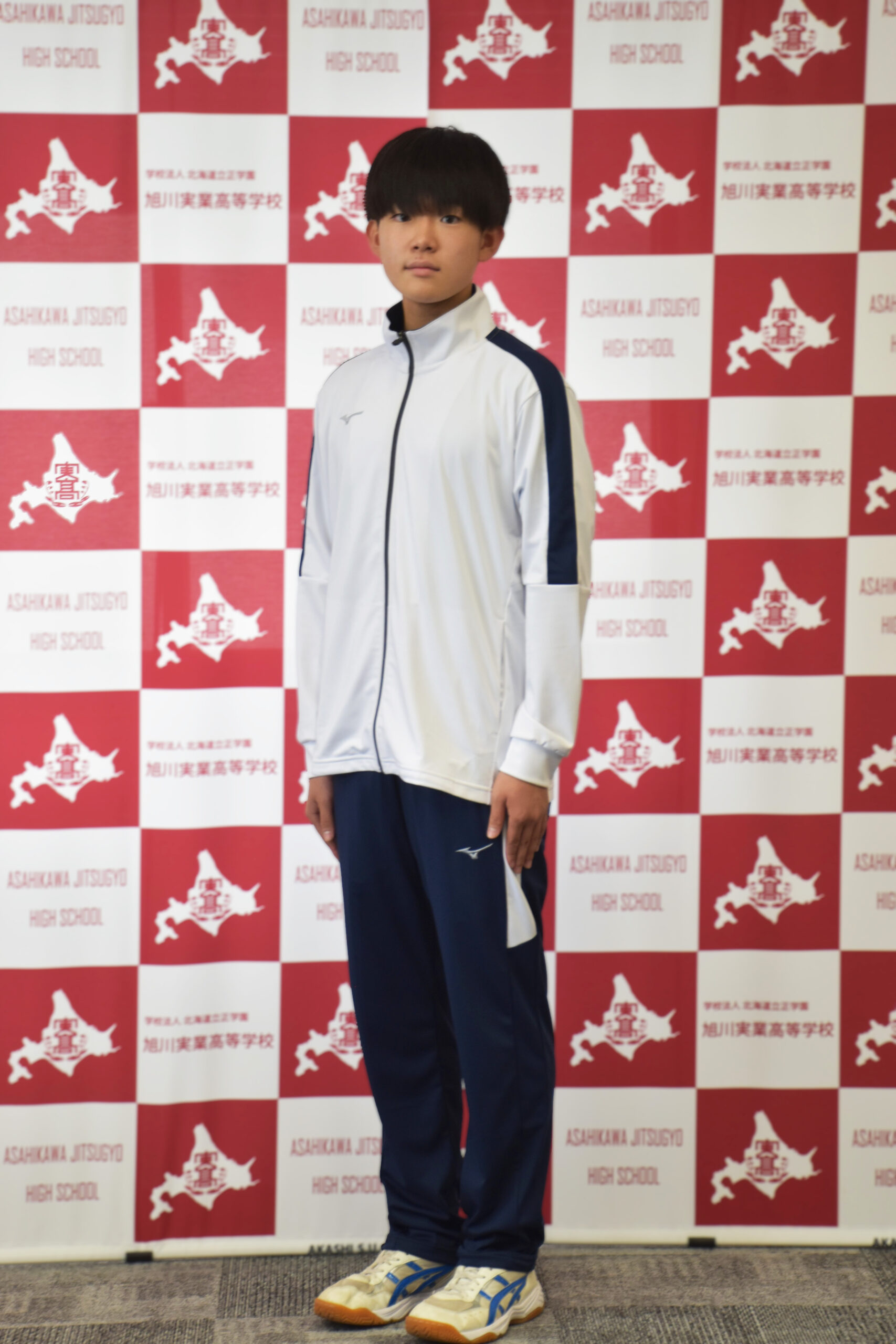 令和7年度新入生より本校指定ジャージをリニューアル - 旭川実業高等