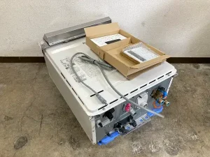 神奈川県 相模原市にて 給湯器 パロマ FH-EZ2026SAWL 都市ガス 22年6月