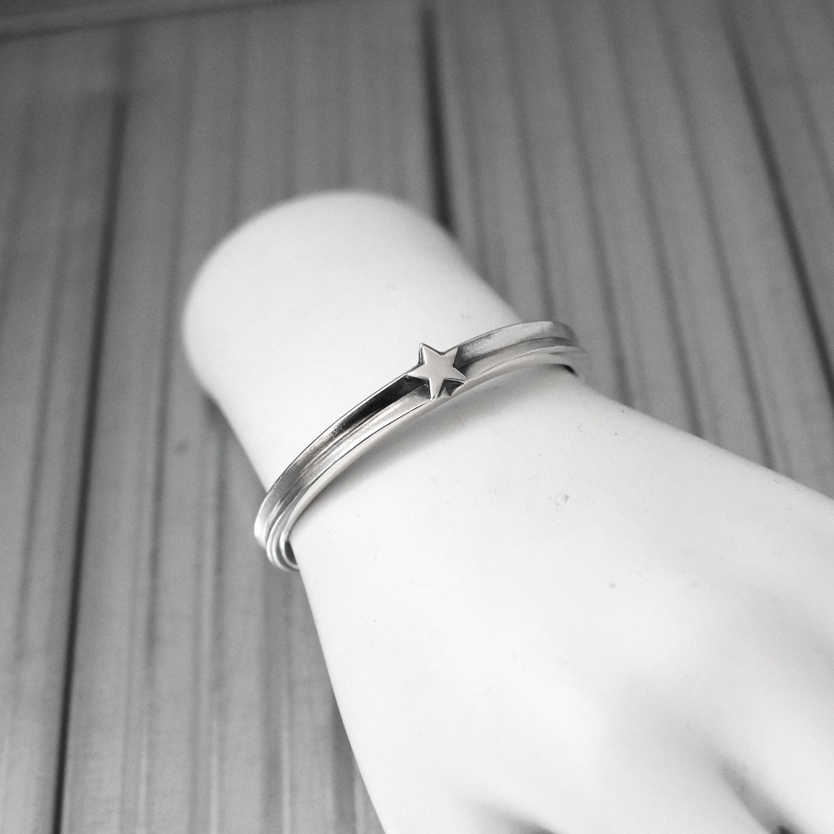 スター 星 デザイン シルバー925 バングル ブレスレット【cooldust