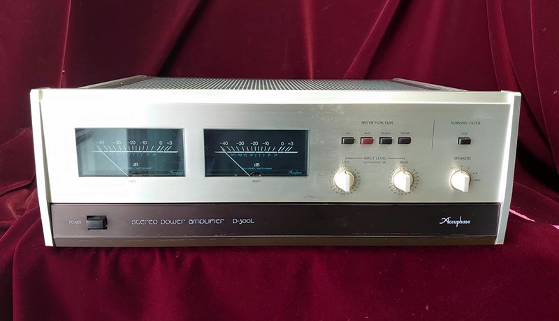 アキュフェーズ Accuphase P-300L パワーアンプ