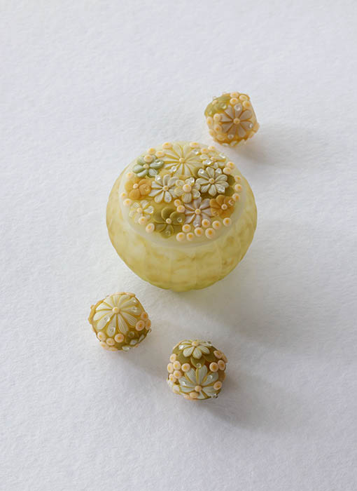 川北友果・元木庸子 ガラス展 ～秋の山遊び～ | 北澤美術館 | 美術館