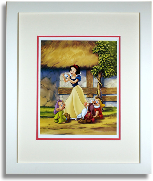 ディズニーの額入りポスター 「Snow White-Two Hearts as One」